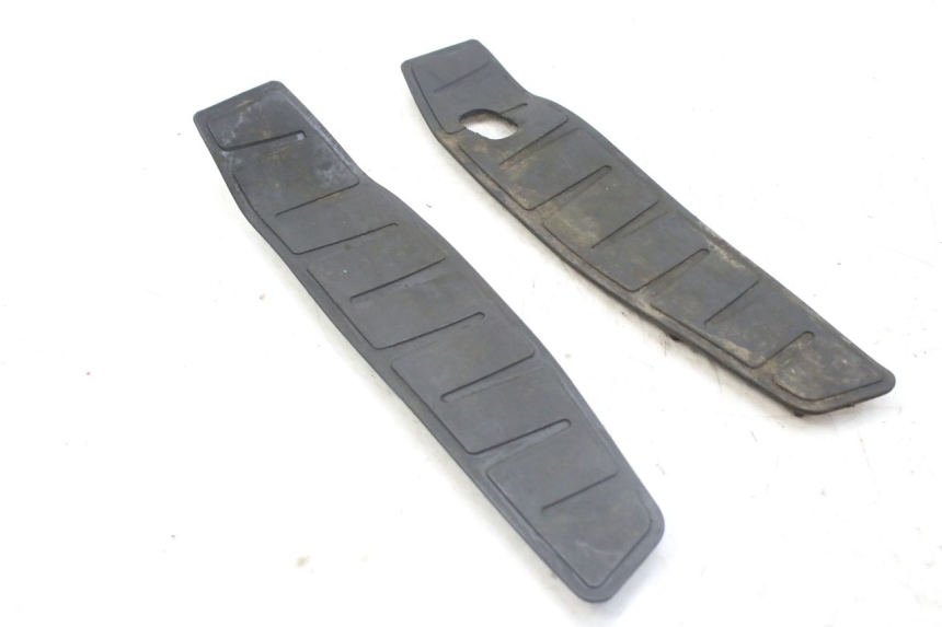 photo de TAPPETINO PEDANA PIAGGIO MP3 RL 250 (2006 - 2010) - Vista principale