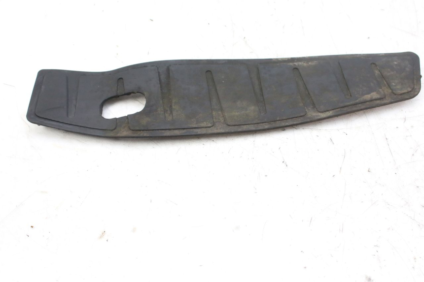 photo de TAPPETINO PEDANA PIAGGIO MP3 RL 250 (2006 - 2010) - Altra angolazione