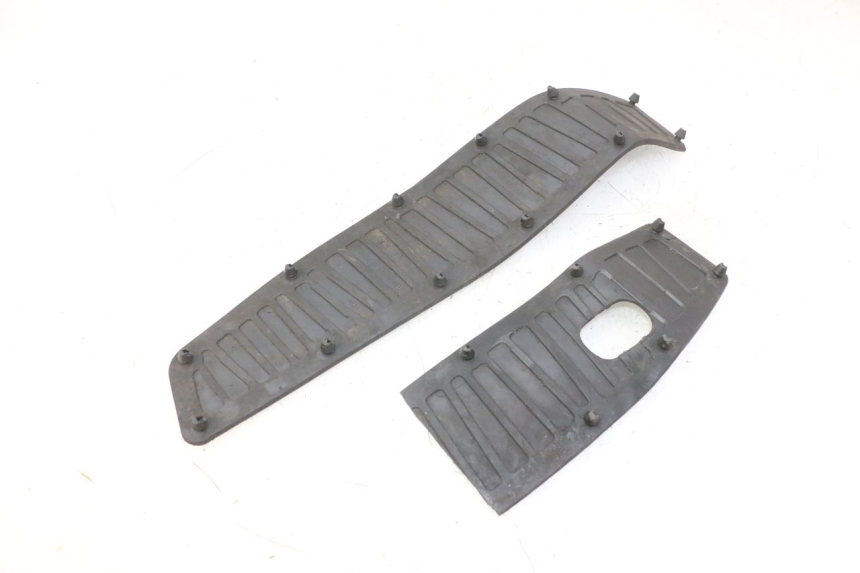 photo de TAPPETINO PEDANA PIAGGIO MP3 RL 250 (2006 - 2010) - Dettaglio del componente