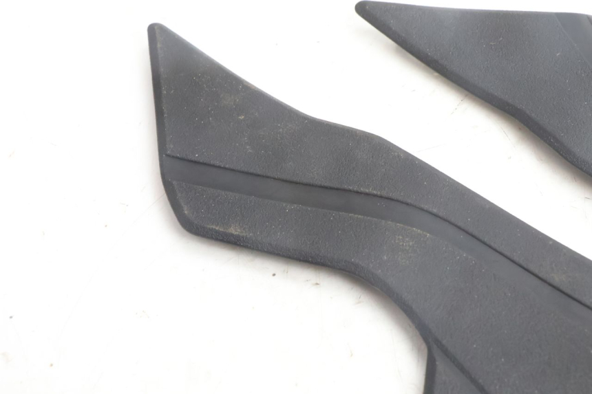 photo de CARENA PEDANA GOMME YAMAHA N-MAX NMAX 125 (2021 - 2024) - Zoom sullo stato d'uso