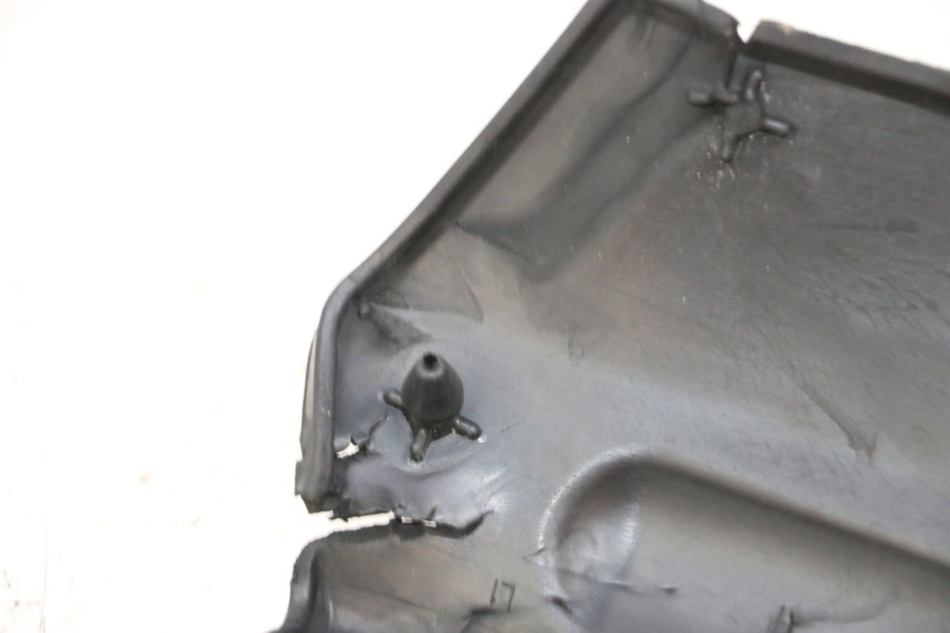 photo de CARENA PEDANA GOMME YAMAHA NEO'S CORE 1 (2022 - 2026) - Zoom sullo stato d'uso