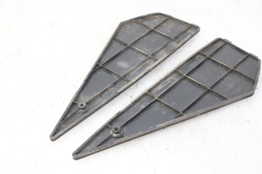 photo de TAPPETINO PEDANA PIAGGIO NEW TYPHOON 50 (2010 - 2017) - Primo piano tecnico