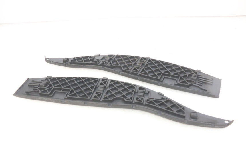 photo de TAPPETINO PEDANA GILERA NEXUS 125 (2009 - 2013) - Dettaglio del componente