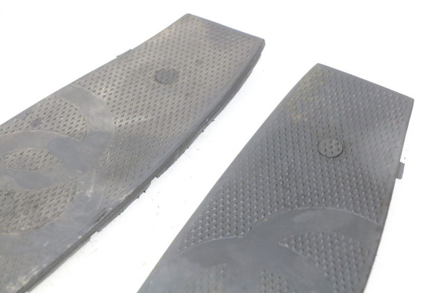 photo de TAPPETINO PEDANA GILERA NEXUS 125 (2009 - 2013) - Primo piano tecnico