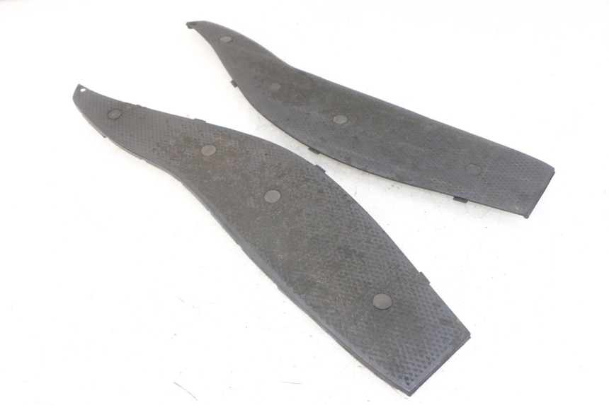 photo de TAPPETINO PEDANA GILERA NEXUS 125 (2009 - 2013) - Zoom sullo stato d'uso