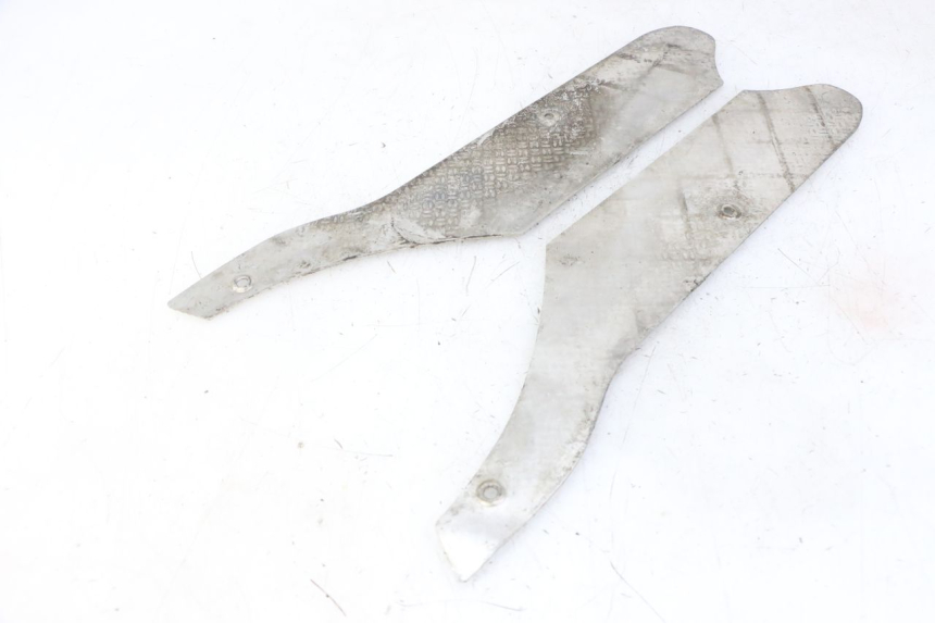 photo de CARENA PEDANA GOMME PIAGGIO NRG POWER PUREJET 50 (2018 - 2021) - Dettaglio del componente