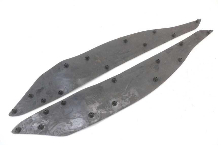 photo de Tappetino pedana HONDA PCX (JF28) 125 (2009 - 2011) - Primo piano tecnico