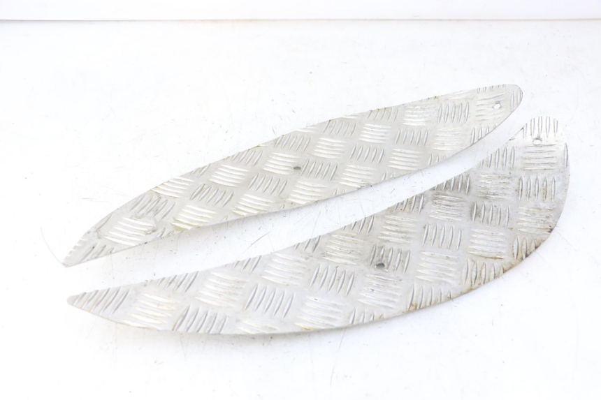 photo de CARENA PEDANA GOMME PEUGEOT ELYSTAR 50 (2002 - 2014) - Vista principale