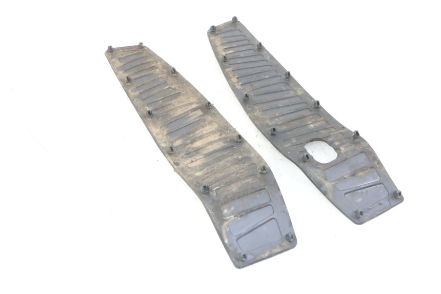 photo de TAPPETINO PEDANA PIAGGIO MP3 LT 400 (2007 - 2012) - Dettaglio del componente