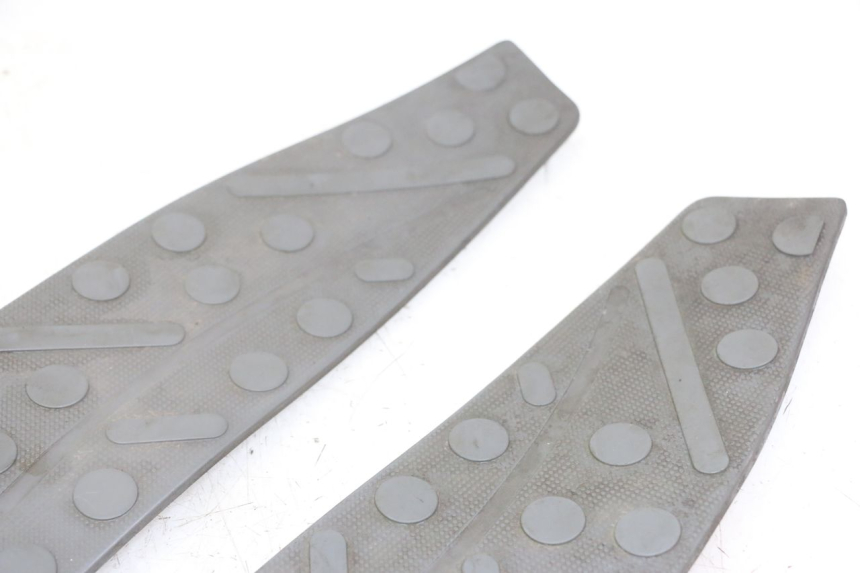 photo de CARENA PEDANA GOMME APRILIA RALLY AC 50 (1995 - 2004) - Vista d'insieme del prodotto