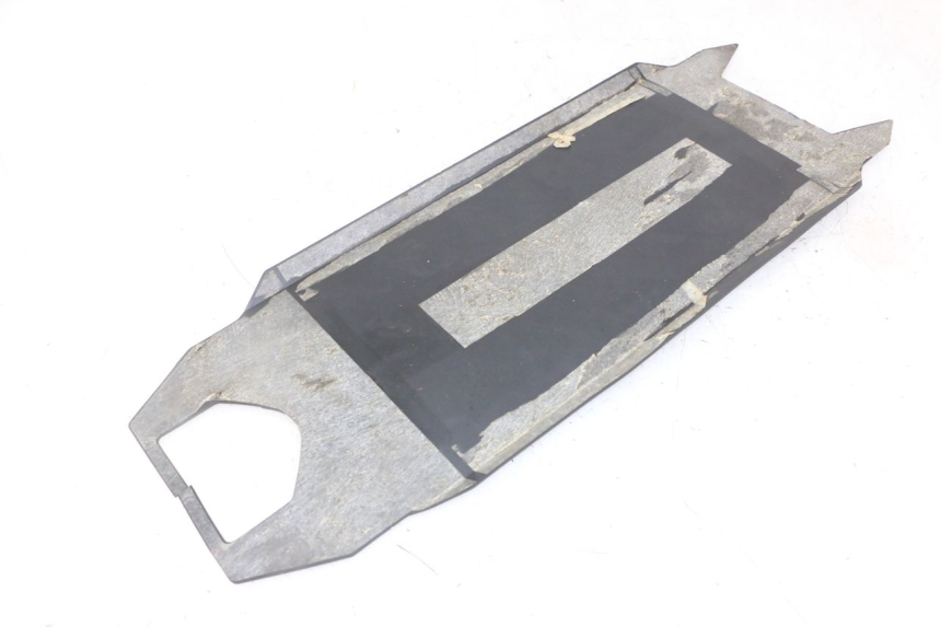 photo de CARENA PEDANA GOMME PUNK ELECTRIC RIDER 1 - Zoom sullo stato d'uso