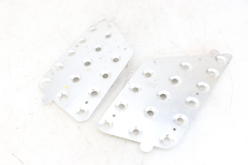 photo de TAPPETINO PEDANA KEEWAY RY6 2T 50 (2011 - 2019) - Dettaglio del componente