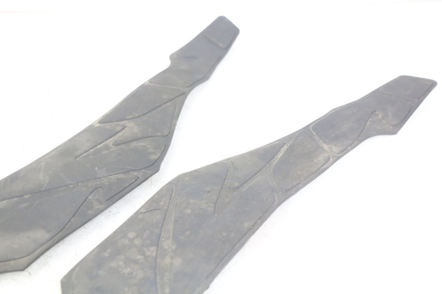 photo de TAPPETINO PEDANA DAELIM S3 125 (2010 - 2017) - Zoom sullo stato d'uso