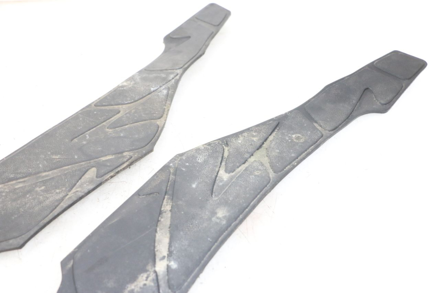 photo de TAPPETINO PEDANA DAELIM S3 125 (2010 - 2017) - Zoom sullo stato d'uso