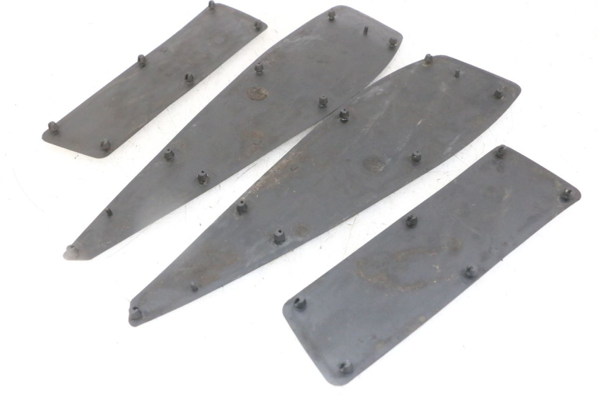 photo de Tappetino pedana PEUGEOT SATELIS 125 (2013 - 2018) - Dettaglio del componente