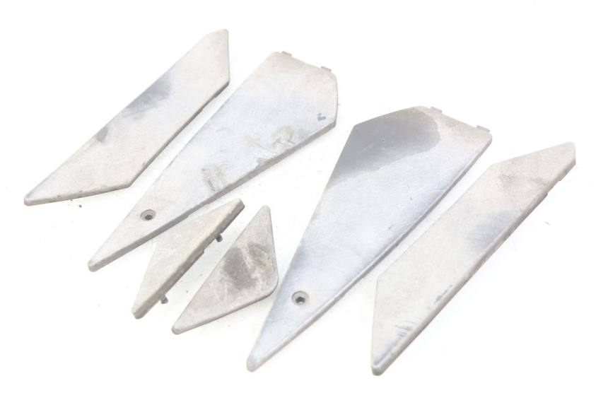 photo de TAPPETINO PEDANA APRILIA SR 2T 50 (2012 - 2017) - Vista principale