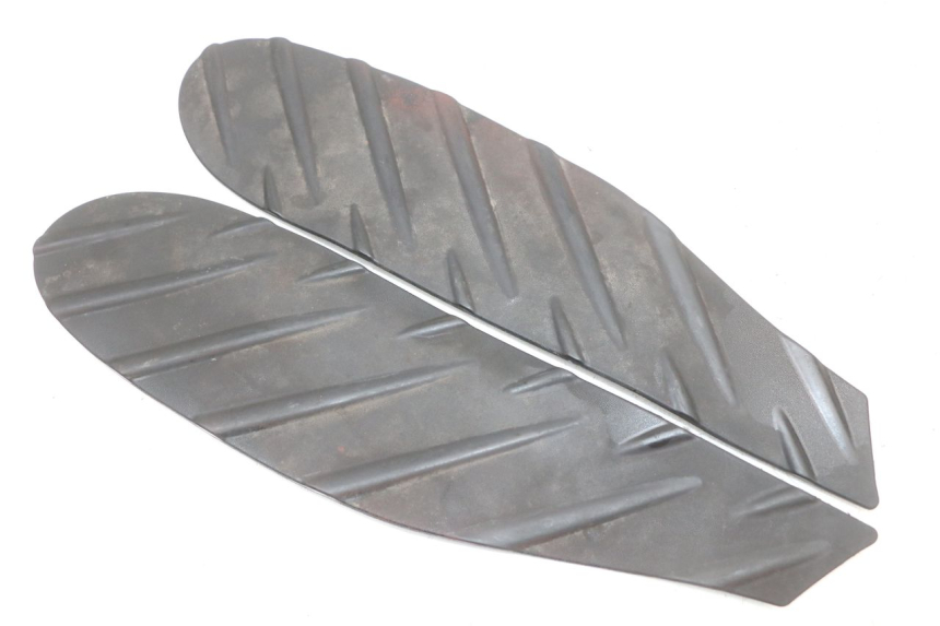 photo de Tappetino pedana APRILIA SR CARB LC 2T 50 (2004 - 2012) - Vista principale