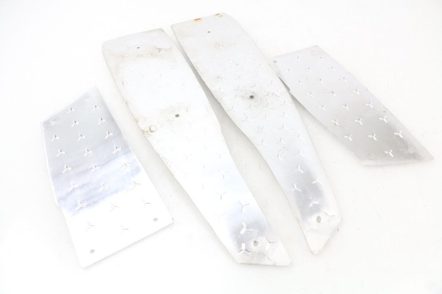 photo de TAPPETINO PEDANA RAZZO STEED 125 (2012 - 2018) - Dettaglio del componente