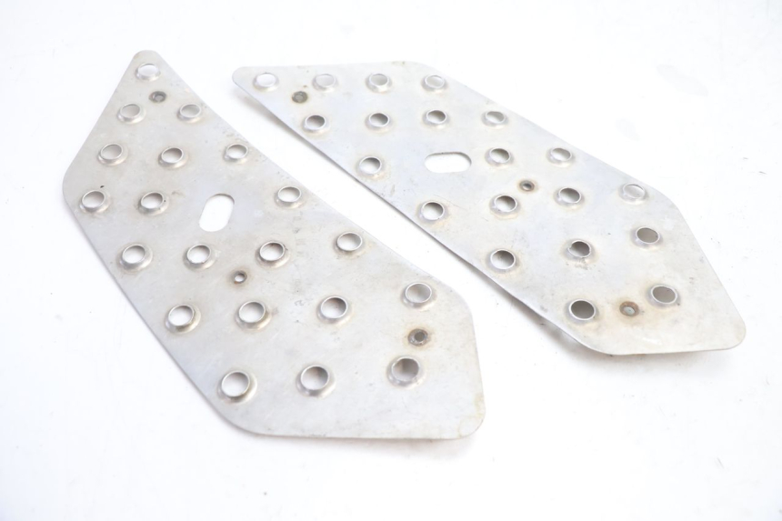 photo de CARENA PEDANA GOMME PEUGEOT VIVACITY 50 (2004 - 2009) - Ricambio usato controllato