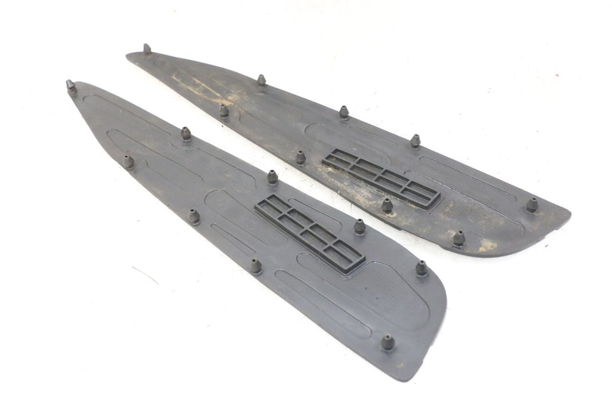 photo de CARENA PEDANA GOMME YAMAHA X-MAX XMAX ABS 250 (2010 - 2012) - Dettaglio del componente