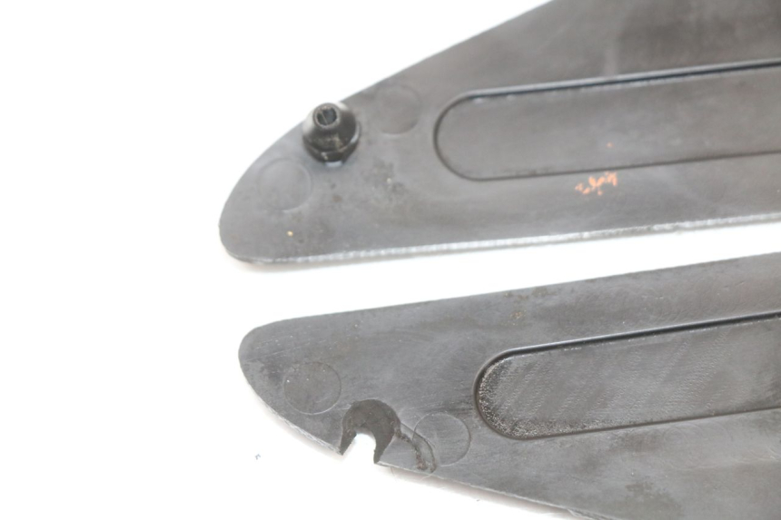 photo de TAPPETINO PEDANA YAMAHA X-MAX XMAX 125 (2010 - 2013) - Altra angolazione