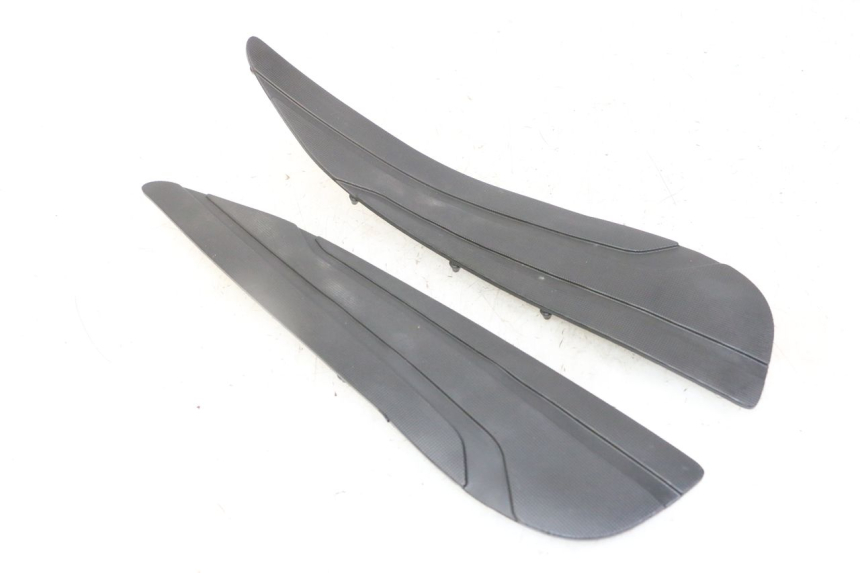 photo de TAPPETINO PEDANA YAMAHA X-MAX XMAX 125 (2010 - 2013) - Vista principale