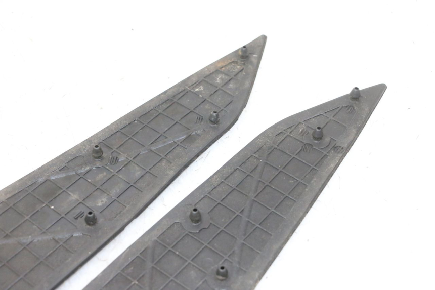 photo de TAPPETINO PEDANA YAMAHA X-MAX XMAX 250 (2006 - 2009) - Zoom sullo stato d'uso