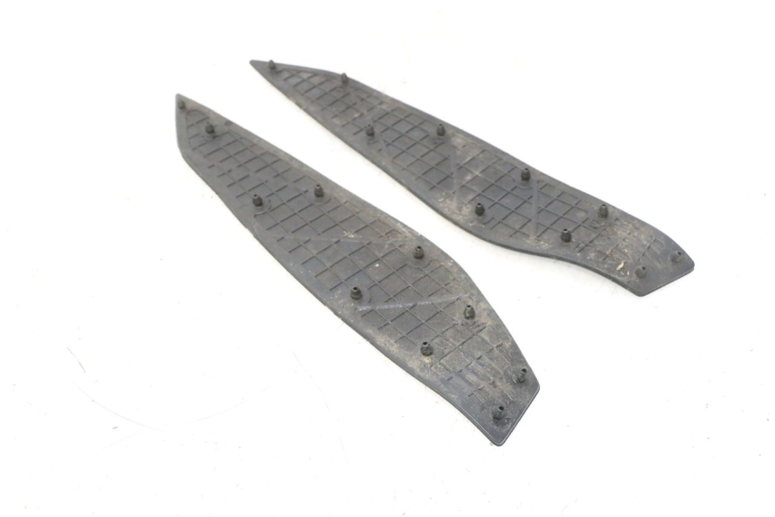 photo de Tappetino pedana YAMAHA XMAX X-MAX 125 (2006 - 2009) - Dettaglio del componente