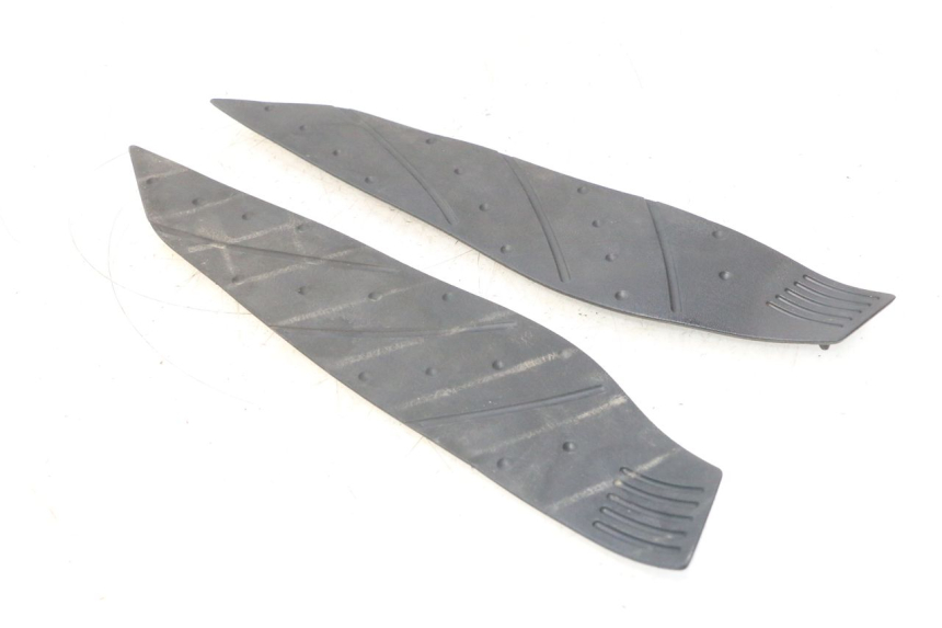 photo de Tappetino pedana YAMAHA XMAX X-MAX 125 (2006 - 2009) - Altra angolazione