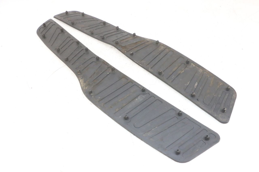 photo de Tappetino pedana PIAGGIO X8 125 (2004 - 2007) - Dettaglio del componente