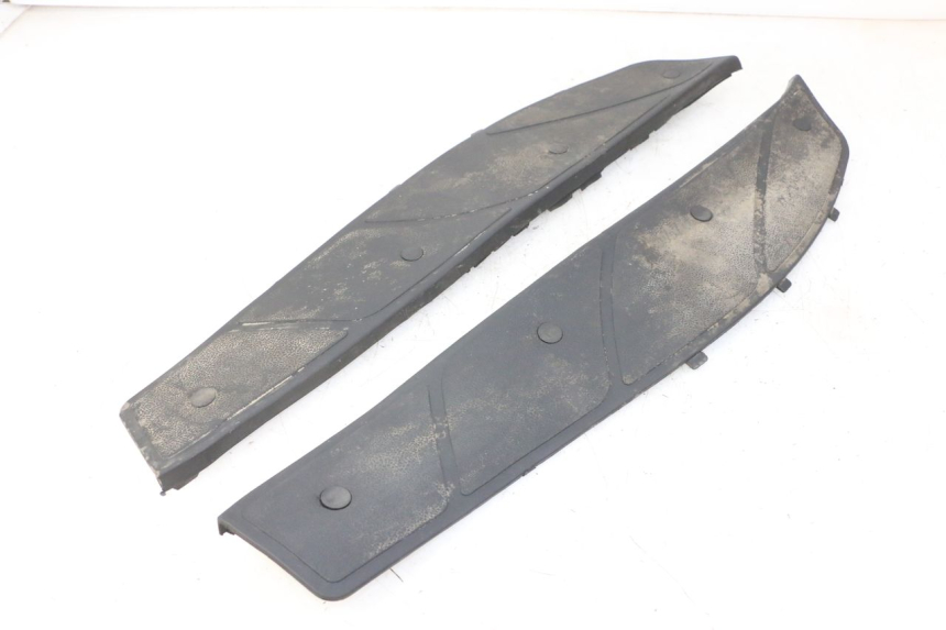 photo de TAPPETINO PEDANA PIAGGIO X9 EVOLUTION 125 (2003 - 2007) - Vista principale