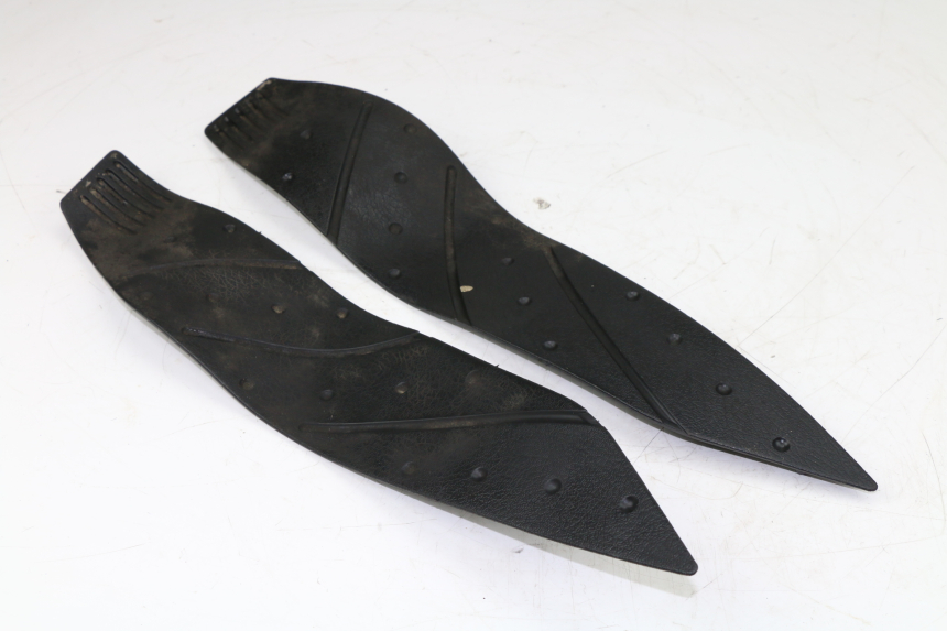 photo de TAPPETINO PEDANA YAMAHA X-MAX 250 (2007 - 2009) - Dettaglio del componente