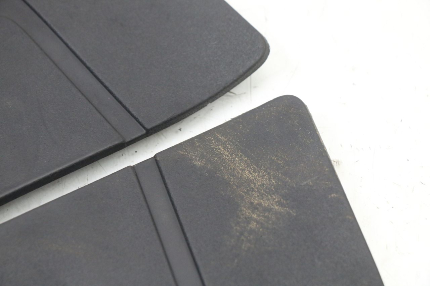 photo de CARENA PEDANA GOMME YAMAHA YP T-MAX TMAX 530 (2017 - 2020) - Zoom sullo stato d'uso