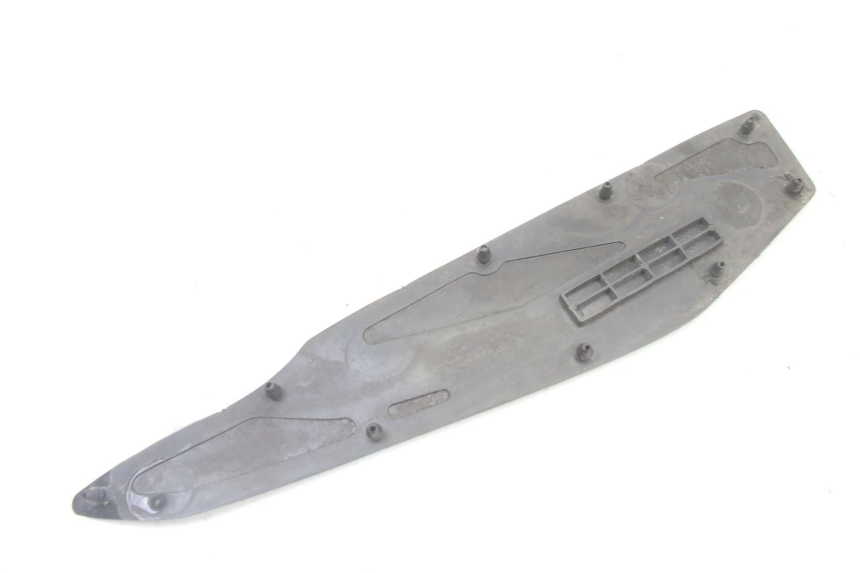 photo de TAPPETINO PEDANA YAMAHA YP X-MAX XMAX 400 (2014 - 2017) - Zoom sullo stato d'uso