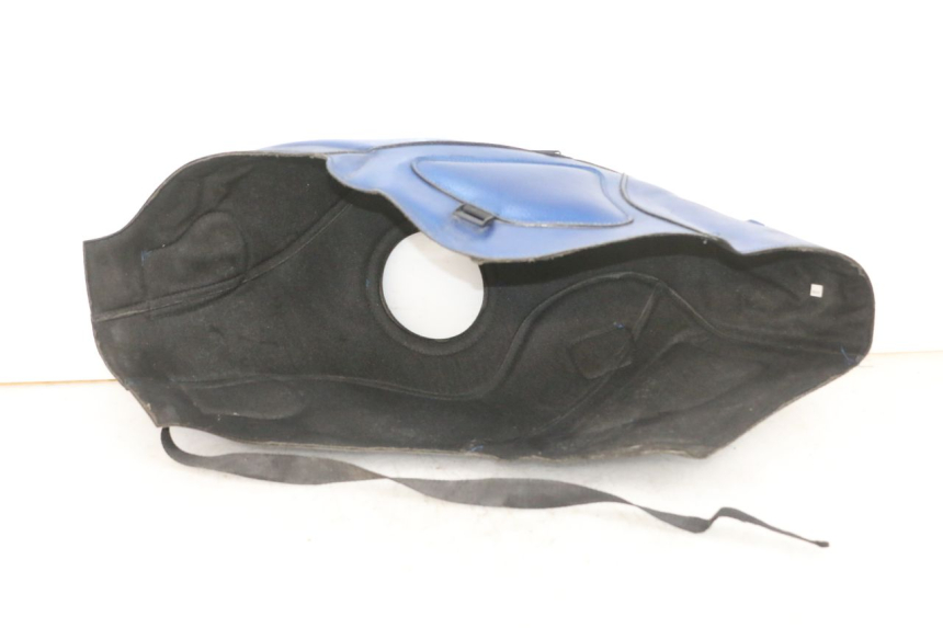 photo de TAPPETO SERBATOIO YAMAHA TDM ABS 900 (2002 - 2014) - Primo piano tecnico