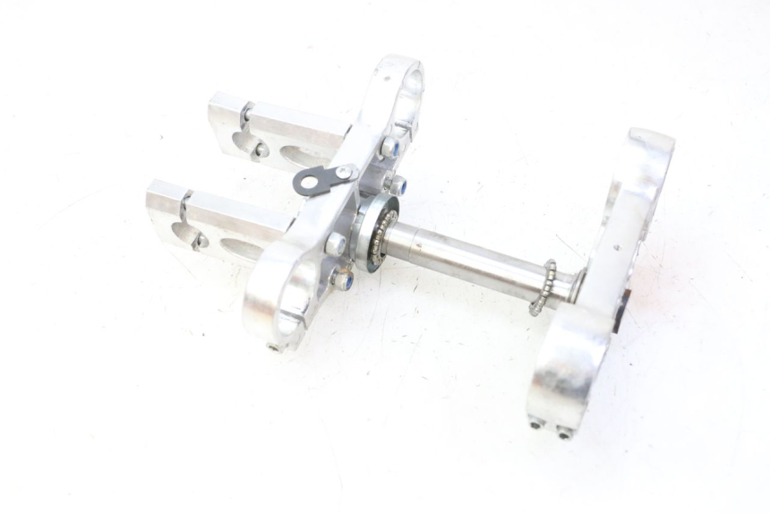 photo de TE FORCELLA LONCIN DIRT BIKE 125 - Primo piano tecnico