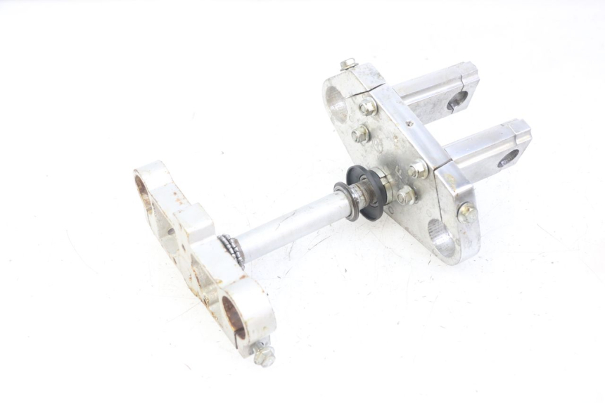 photo de PIASTRA CCR DIRT BIKE 110 - Dettagli dei punti di fissaggio