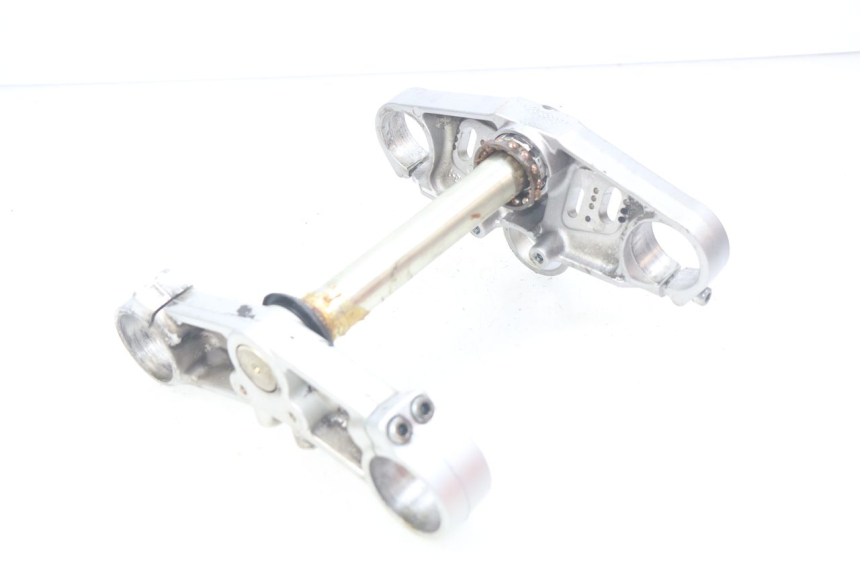 photo de TE FORCELLA YAMAHA FJR ABS 1300 (2006 - 2012) - Dettagli dei punti di fissaggio