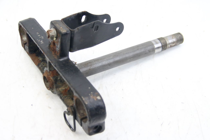 photo de TE FORCELLA INFERIORE HYOSUNG RT KARION 125 (2003 - 2007) - Dettagli dei punti di fissaggio