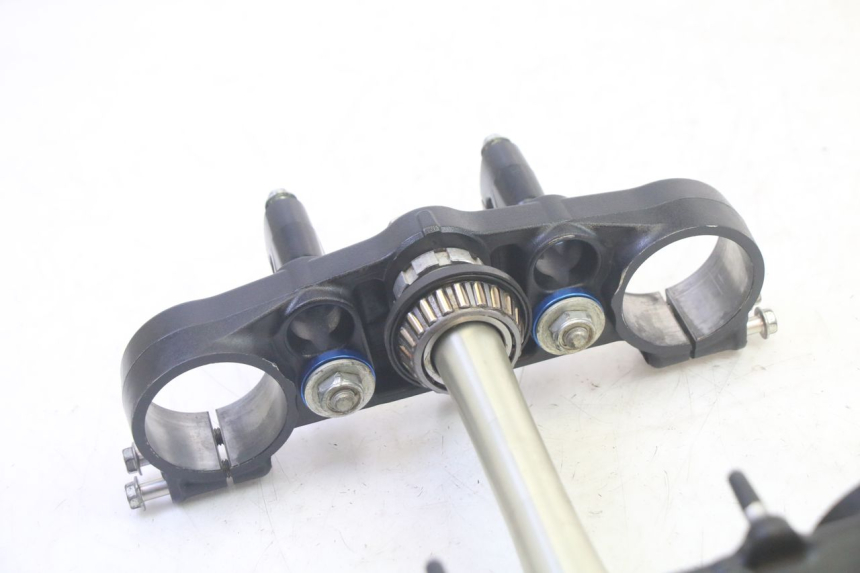 photo de PIASTRA KAWASAKI KXF KX-F 250 (2017 - 2019) - Dettagli dei punti di fissaggio