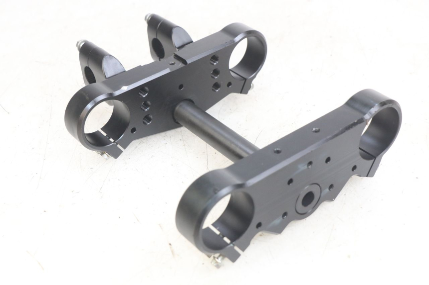 photo de TE FORCELLA YCF R-START 125 - Primo piano tecnico