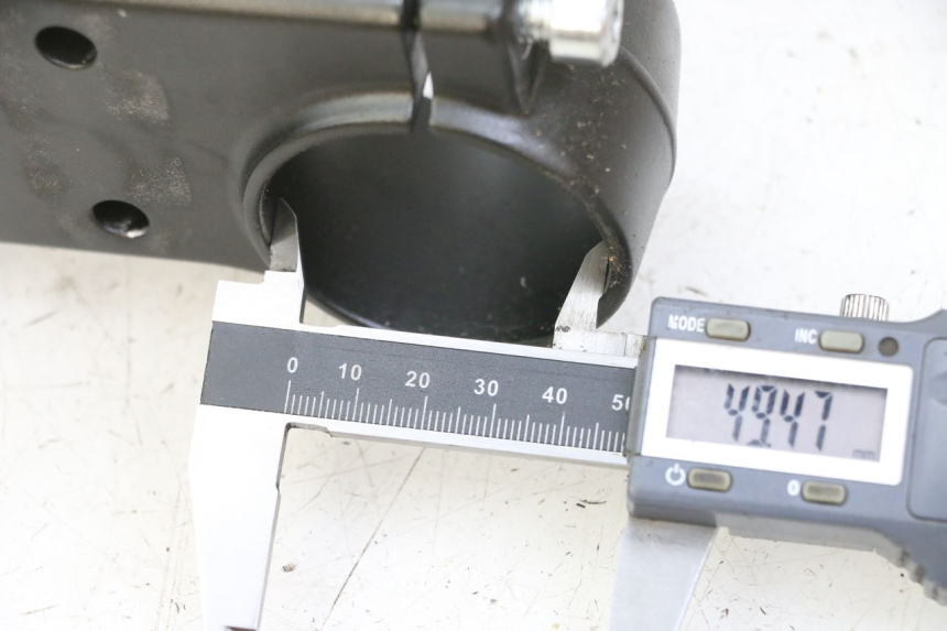 photo de PIASTRA SMALL MX THUNDER 250 - Zoom sullo stato d'uso