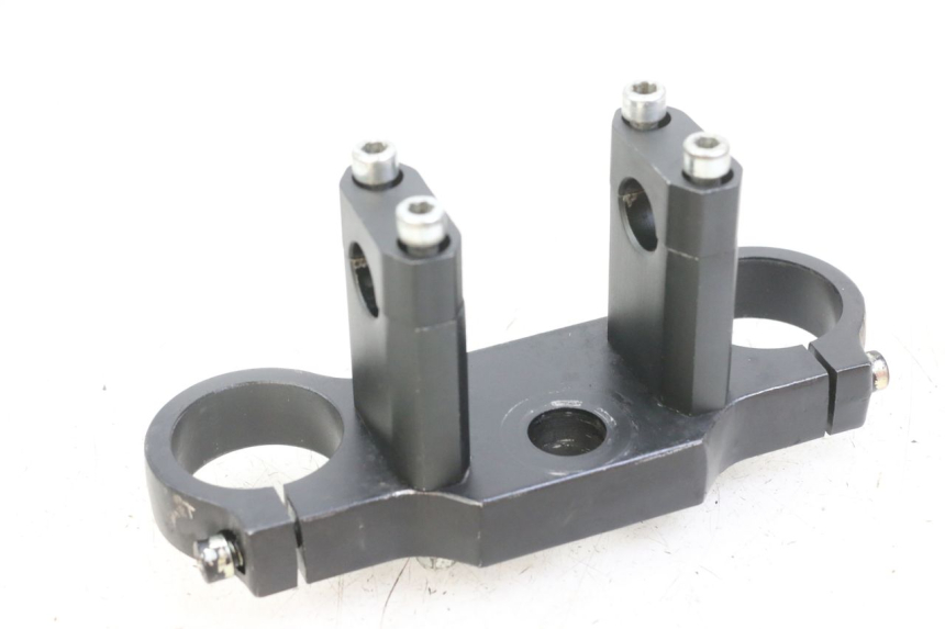 photo de PIASTRA SUPERIORE APOLLO RFZ 125 - Vista d'insieme del prodotto