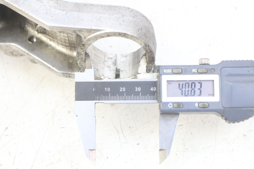 photo de TELAIO SUPERIORE SUZUKI BURGMAN 650 (2002 - 2004) - Zoom sullo stato d'uso