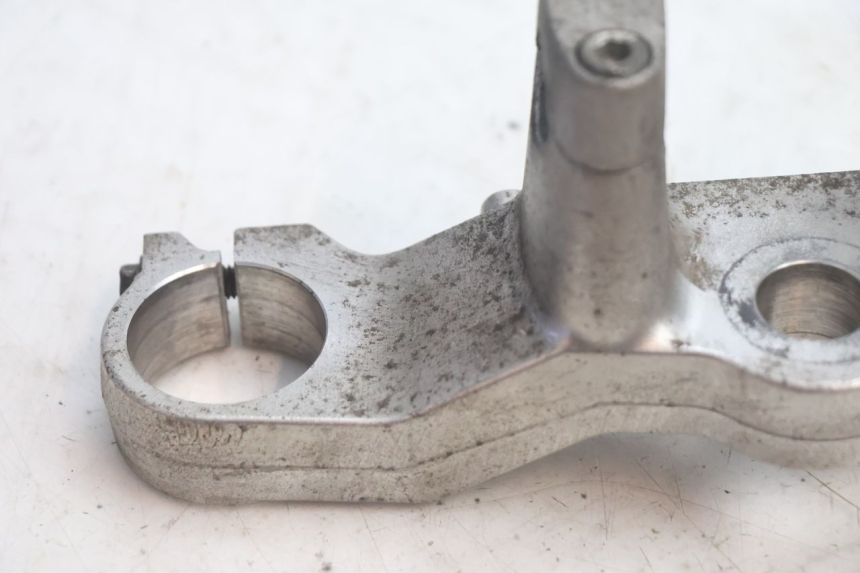 photo de Forcella superiore SUZUKI BURGMAN EXECUTIVE ABS 650 (2006 - 2012) - Zoom sullo stato d'uso