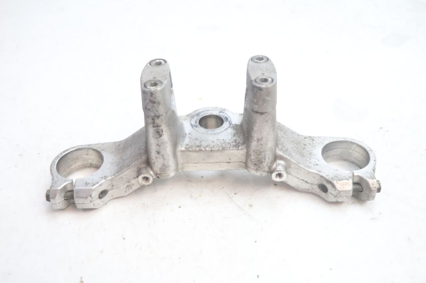 photo de Forcella superiore SUZUKI BURGMAN EXECUTIVE ABS 650 (2006 - 2012) - Dettagli dei punti di fissaggio