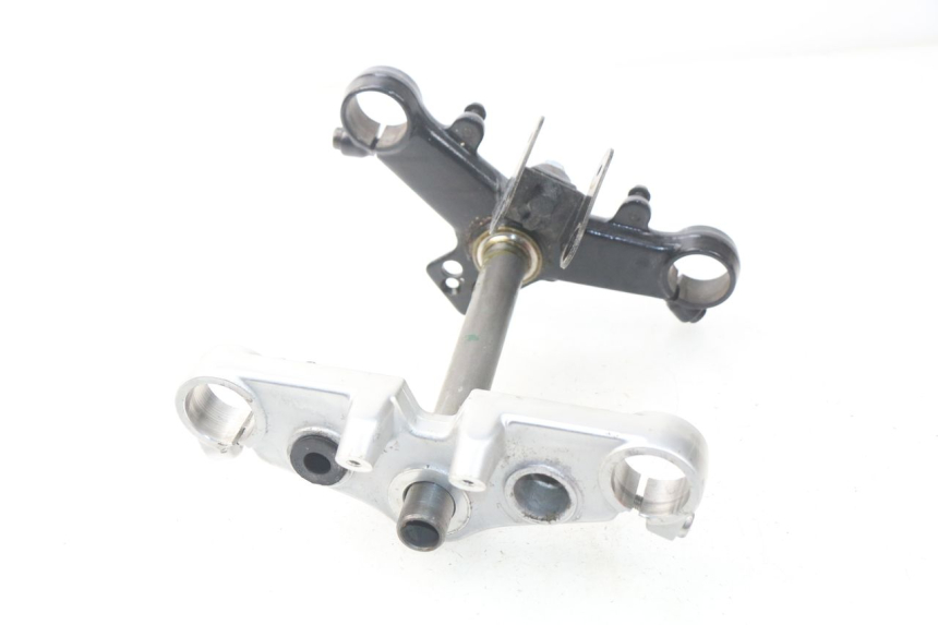 photo de TELAIO SUPERIORE HONDA CA REBEL 125 (1995 - 2001) - Primo piano tecnico