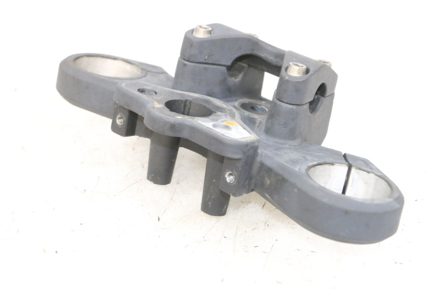 photo de PIASTRA SUPERIORE KSR CODE 125 (2018 - 2020) - Dettagli dei punti di fissaggio