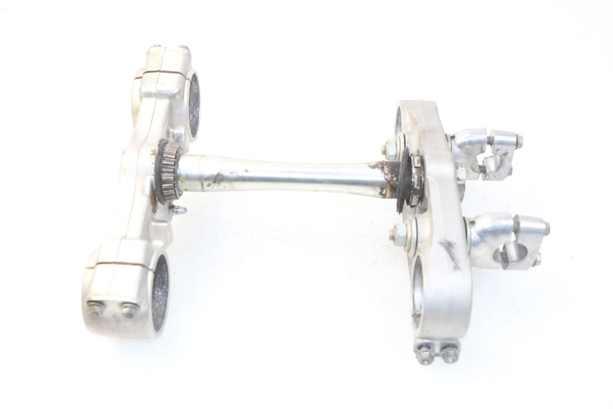 photo de PIASTRA SUPERIORE HONDA CRF CR-F 450 (2005 - 2008) - Stato della superficie e materiale