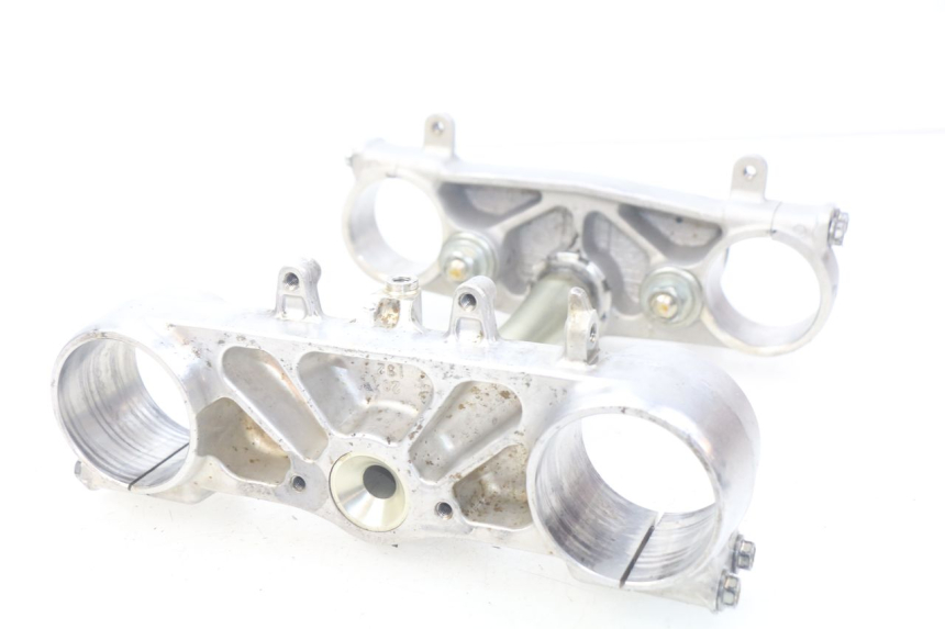 photo de TELAIO SUPERIORE HONDA CRF 250 (2016 - 2017) - Dettagli dei punti di fissaggio